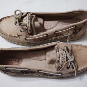 Sperry deck shoes, leopard